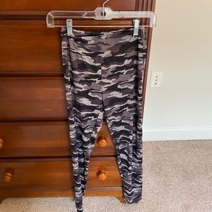 Camo leggings